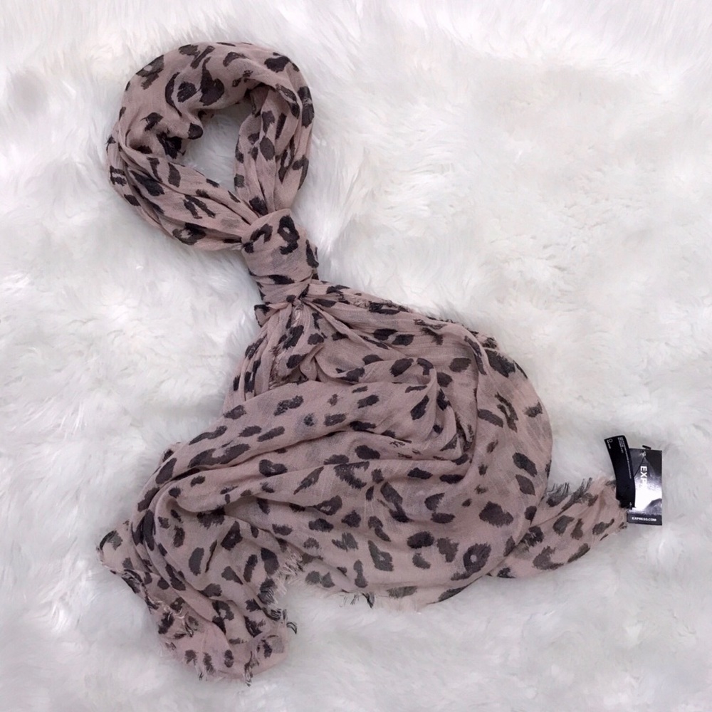 Express-Animal Print Lightweight Scarf-NWT